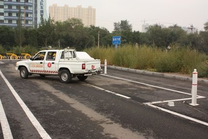 科目二侧方停车考试现场照片