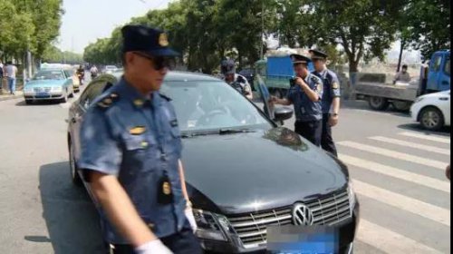 前例!江苏6市同时开展非法运营打击行动_网约