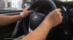 女大学生坐网约车,竟被司机强吻?!司机:一时冲动,没忍住……